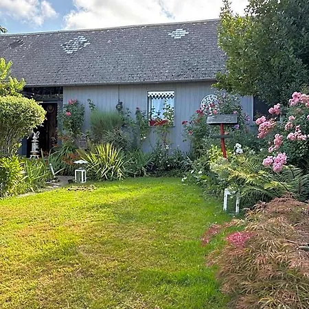 Dom’s Garden 3*